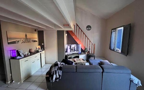 Maison à vendre    2 pièces •  Thairé