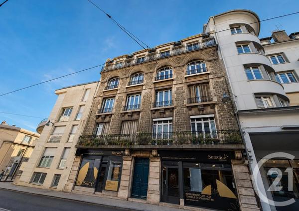 Appartement F4 à vendre  4 pièces - 98,22 m 2   BESANCON  - 25