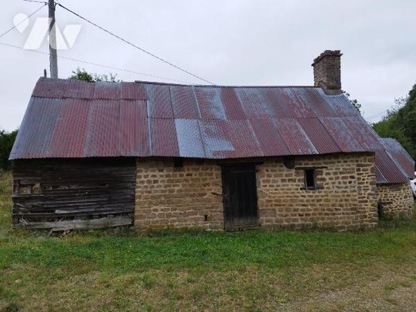 A VENDRE. Maison. ST CYR DU BAILLEUL. Sud Manche. Basse Normandie.
Dans hameau en campagne, ma...