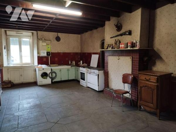 A VENDRE. Maison. ST CYR DU BAILLEUL. Sud Manche. Basse Normandie.
Dans hameau en campagne, ma...