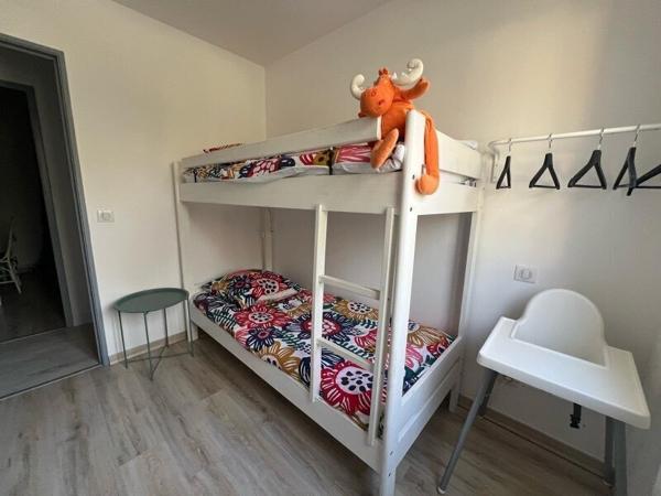 villa de plain pied 5 pieces avec jardin