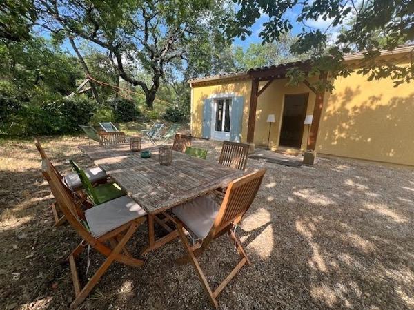 villa de plain pied 5 pieces avec jardin