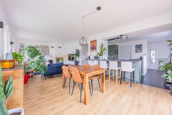 Vente Maison182 m² - 8 Pièces - BOUGUENAIS (44340)