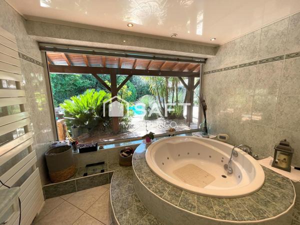 Ferme 7 pièces 255m² avec piscine