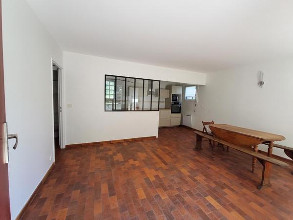 Appartement T3 avec terrasse et jardin privatif à 2 pas de la mairie de Clamart