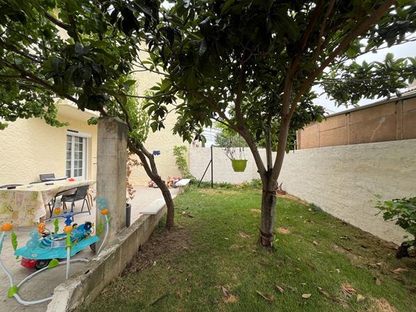 Maison Arles 5 pièce(s) 104 m2