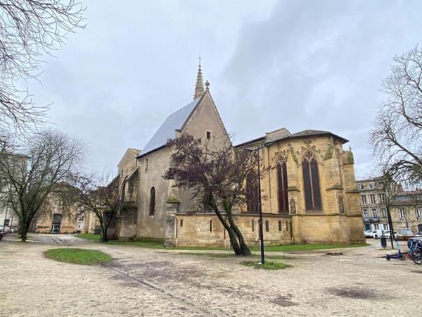 Charmant appartement T4 Place Ste Eulalie à Bordeaux