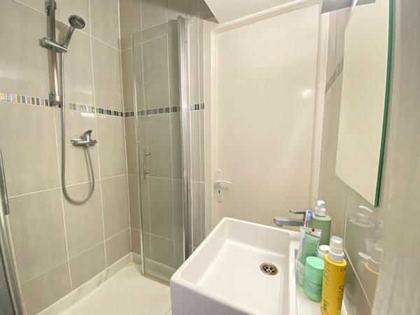 Charmant appartement T4 Place Ste Eulalie à Bordeaux