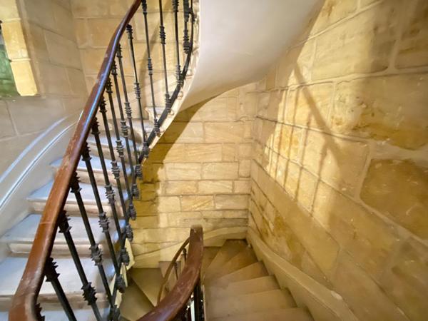 Charmant appartement T4 Place Ste Eulalie à Bordeaux