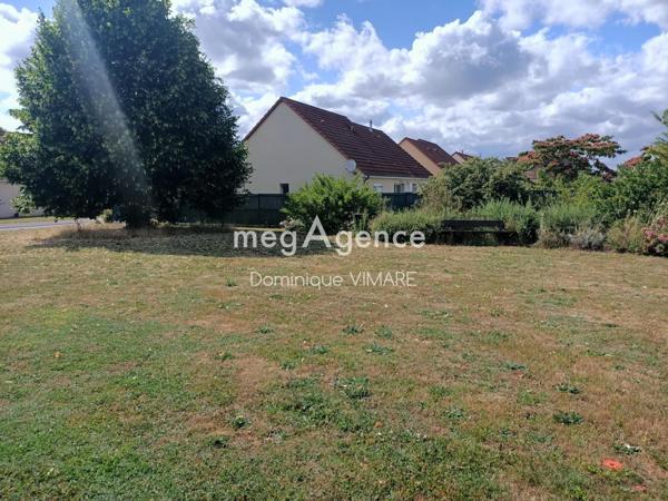 Terrain à TELOCHE, 72220 - 413m²