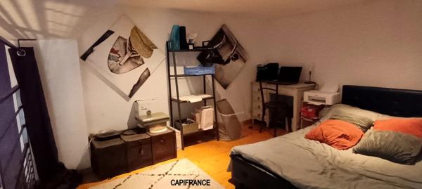 CARCES 83570 Vaste appartement de 155 m² en rez-de-chaussée idéal habitation ou activités professionnelles