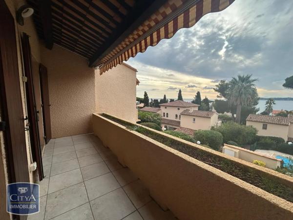 Appartement à louer 2 pièces 35.78m²