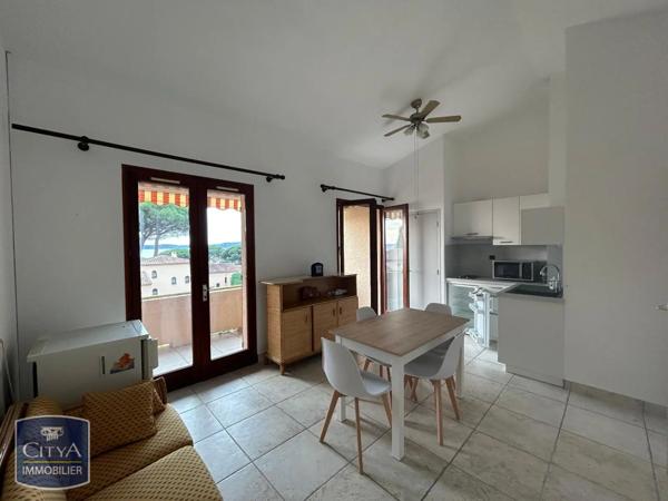 Appartement à louer 2 pièces 35.78m²