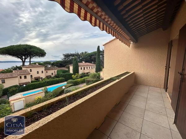 Appartement à louer 2 pièces 35.78m²