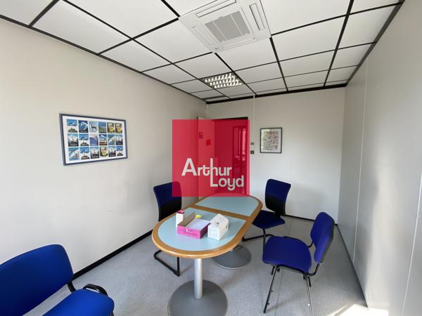 Bureaux à vendre à Meylan 475m² lumineux avec parkings privatifs