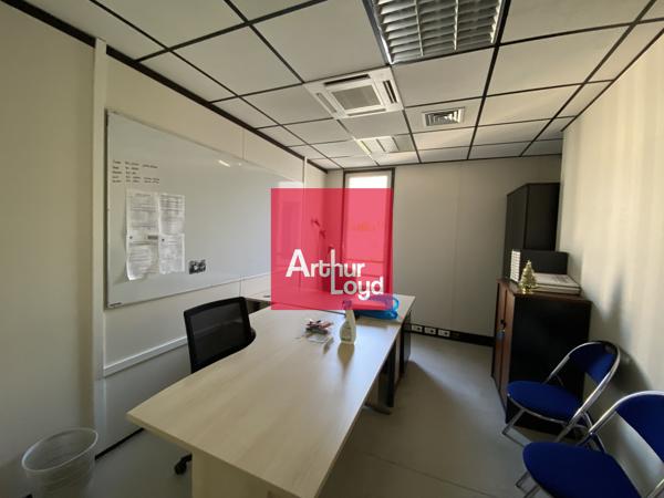 Bureaux à vendre à Meylan 475m² lumineux avec parkings privatifs