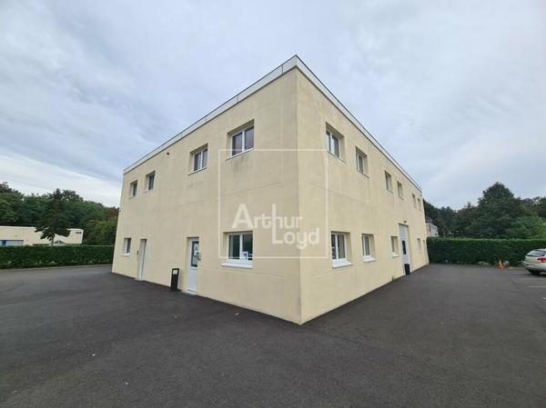 Site sécurisé, à louer bureaux