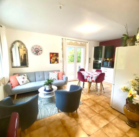 MAISON sur terrain clos avec jardin