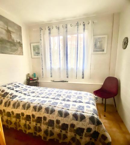 MAISON sur terrain clos avec jardin