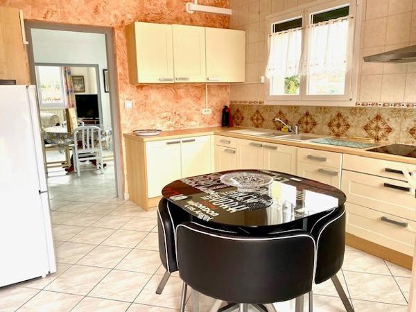 MAISON sur terrain clos avec jardin