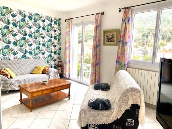 MAISON sur terrain clos avec jardin