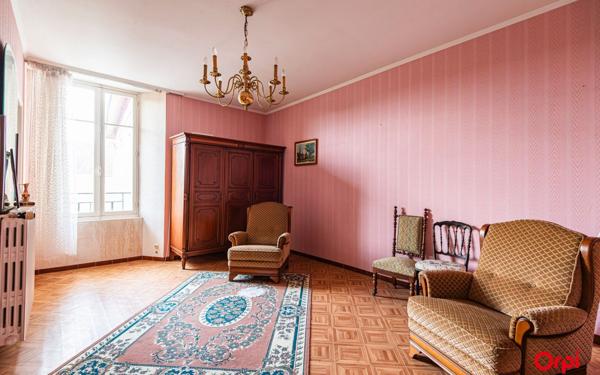 Maison à vendre    5 pièces •  Dormans