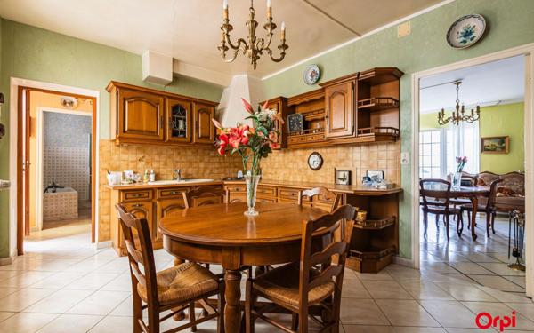 Maison à vendre    5 pièces •  Dormans