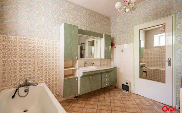 Maison à vendre    5 pièces •  Dormans