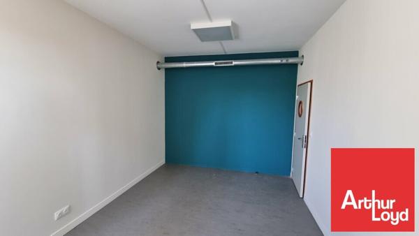 BUREAUX CLE EN MAIN EN COWORKING A PARTIR DE 13M²