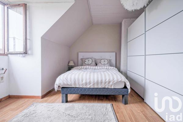 House for sale 5 rooms 112 m² Fontenay-Trésigny