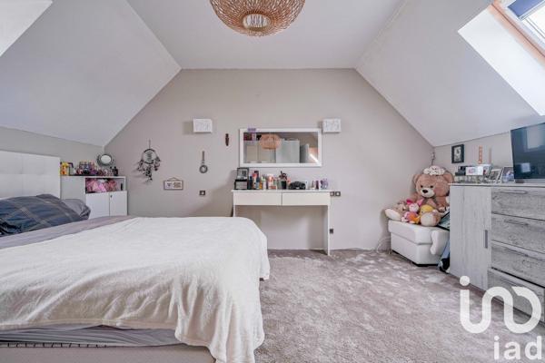 House for sale 5 rooms 112 m² Fontenay-Trésigny