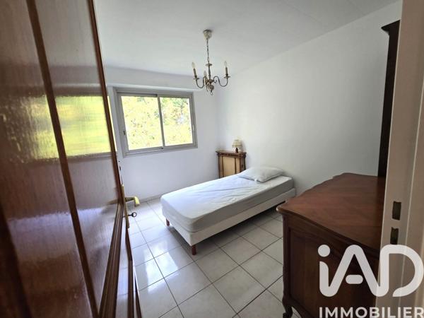 Location appartement 3 pièces 65 m² Nice
