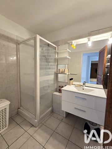 Location appartement 3 pièces 65 m² Nice