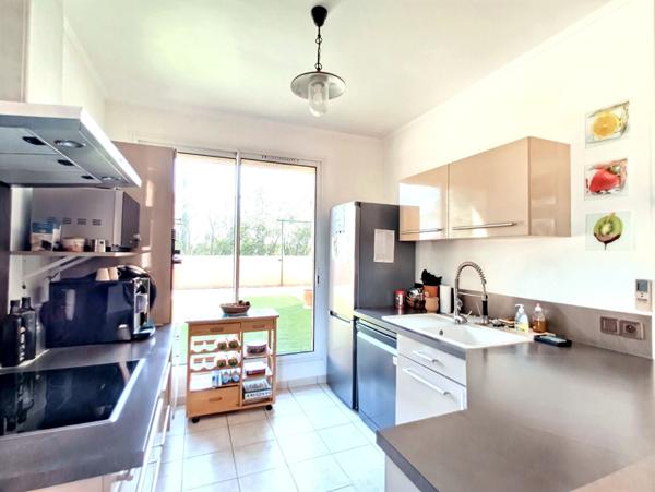 Appartement Le Pontet 4 pièce(s) 95 m2