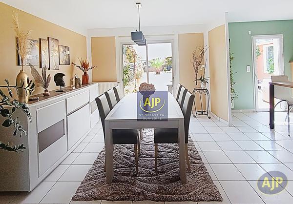 Maison à vendre Saint Sebastien Sur Loire - 5 pièces, 112m² avec 3 chambre(s) à 429 270€ - AJP Immobilier Saint-Sébastien-sur-Loire