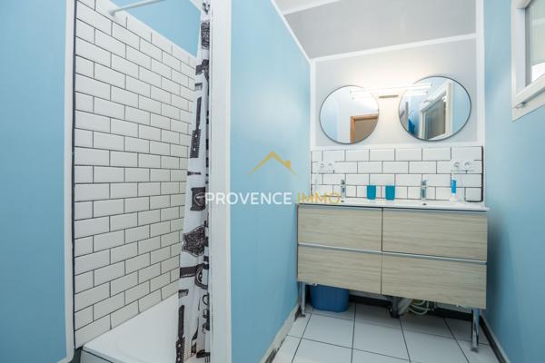 Mallemort (13370) Usage mixte - Maison de ville de 245 m2 totalement rénovée