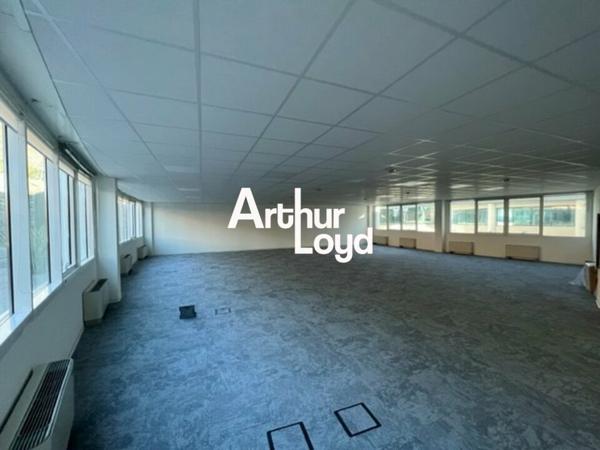 Bureaux rénovés à louer divisibles dès 184 m² - Sophia Antipolis