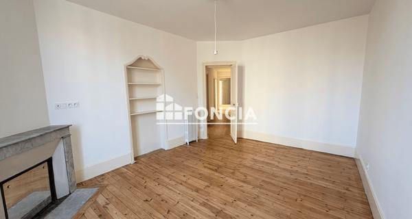 Location Appartement 5 pièces 131.58 m² - Clermont-ferrand 63000