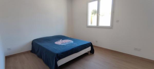 Villa récente T4 de plain pied sur terrain 800m²