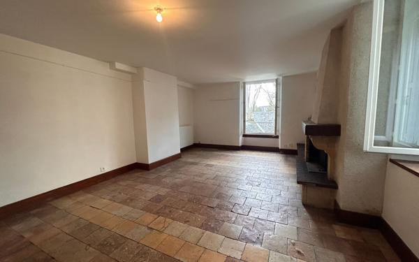 Appartement à louer    3 pièces •  Mer