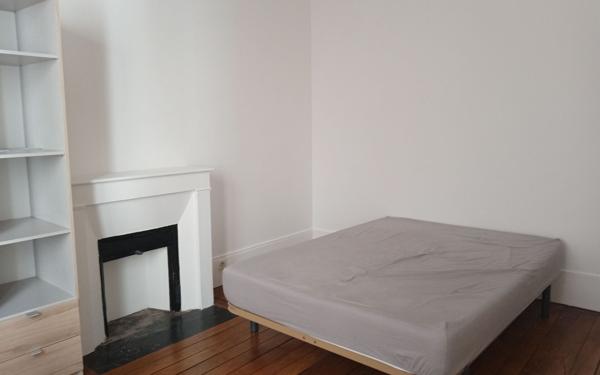 Appartement à louer    2 pièces • 34 m2 Paris 14