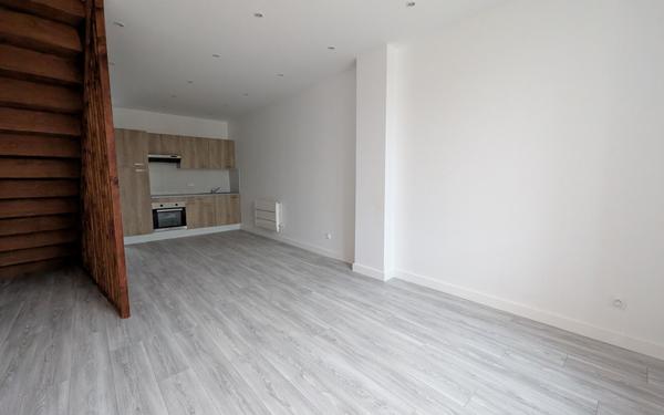 Immeuble à vendre    11 pièces •  Tournus