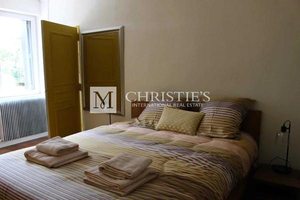 Charmante propriété près de Libourne : habitation girondine, dépendances, et vignes BIO