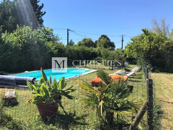 Charmante propriété près de Libourne : habitation girondine, dépendances, et vignes BIO