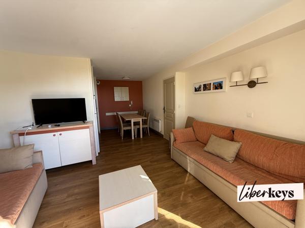  T3 EN REZ-DE-JARDIN AVEC VUE MER AU CŒUR DE CAP ESTÉREL 