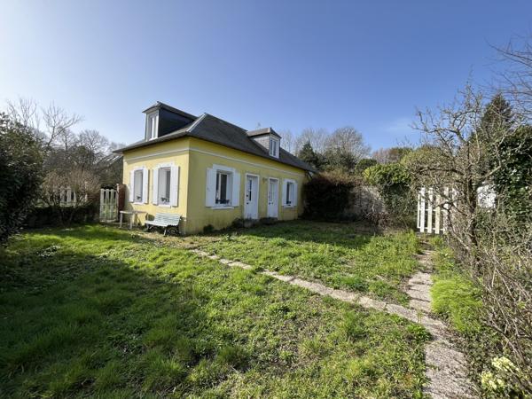 Honfleur (14600) Honfleur - Maison ancienne à rénover - Terrain 1 600 m² - Vue campagne et Pont de Normandie
