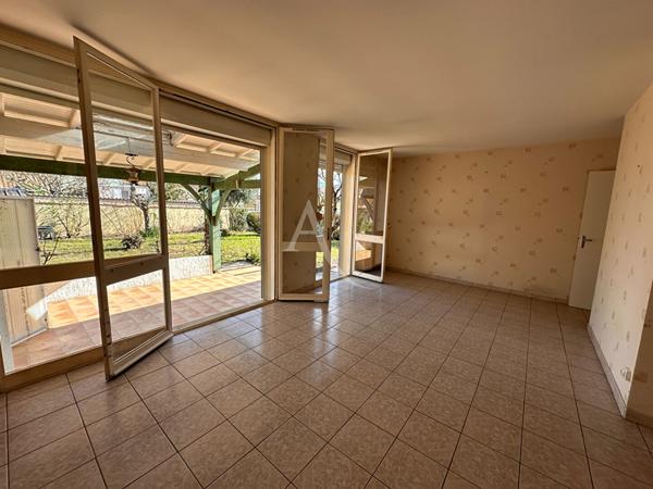 Maison Saintes Rive Gauche - Jardin et garage