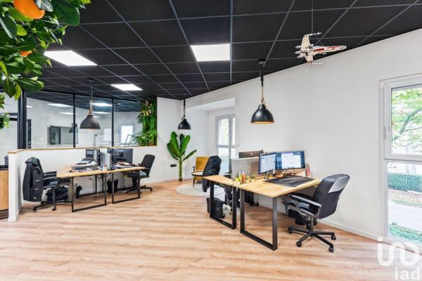 Bureaux à vendre 135 m² Marolles-en-Brie