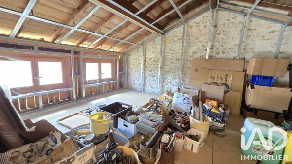 Maison à vendre 4 pièces 132 m² Valence-en-Poitou
