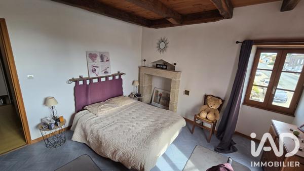 Maison à vendre 4 pièces 132 m² Valence-en-Poitou